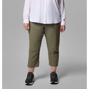 Columbia Omni-Shield Plus Size 20W Khaki Tan Hiking Capri Pants Water Repellent